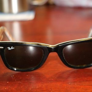 Ray Ban wayfarer limited edition